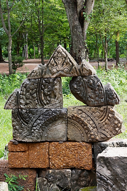 29-Prasat Sdok Kok Thom (2009)-003